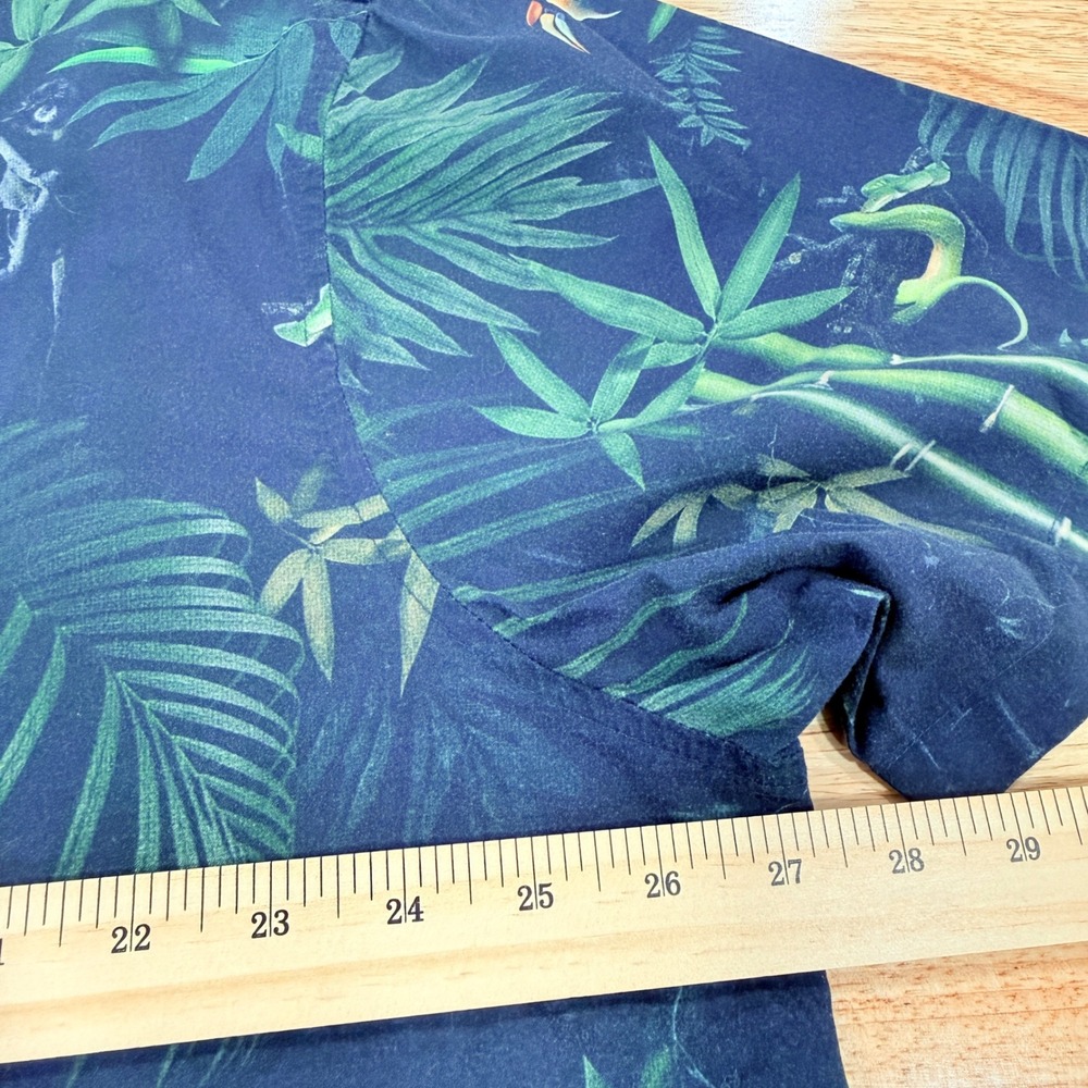 Roark Button Down Shirt XXL Navy Tropical Panther Coastal - Picture 3 of 7